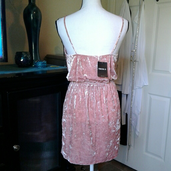 SOLD OUT - Picture 4 of 5